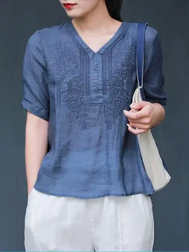 艳如飞单裳念大码苎麻上衣文艺女装v领刺绣衬衫t恤女宽松套头小衫大码