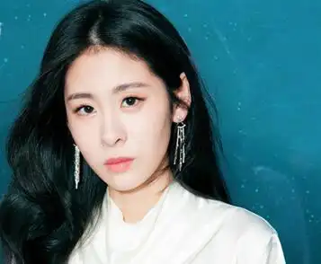 吴莫愁怒怼女歌手再掀话题 只因《明日之子》嘉宾张碧晨在列