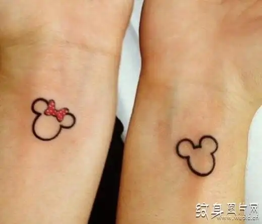 小清新情侣纹身图案推荐那些浪漫又有创意的纹身图案