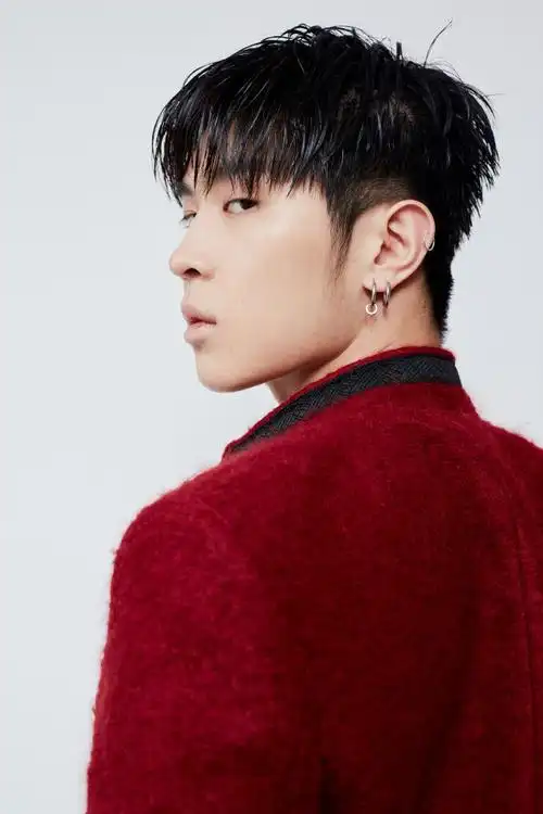 马伯骞精致潮流写真图片