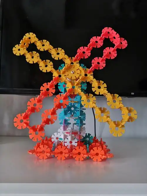 旋转的风车,雪花片版儿童旋转风车