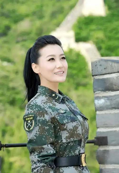 谭晶:我这辈子最正确的决定,就是为科学家丈夫生一对双胞胎