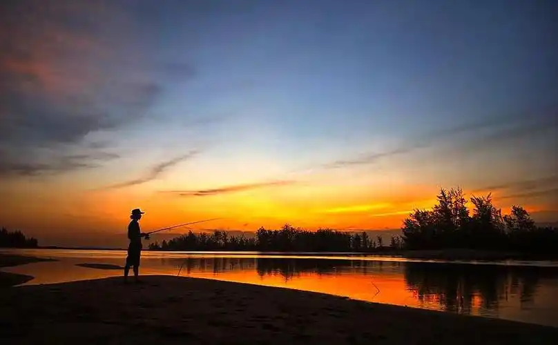 原创一首化腐朽为神奇的清人诗作,清新质朴意境极美,道出人生本味