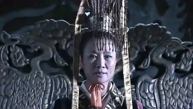 吕中饰演的武则天不愧是一代天后,面对蛮夷如此威武