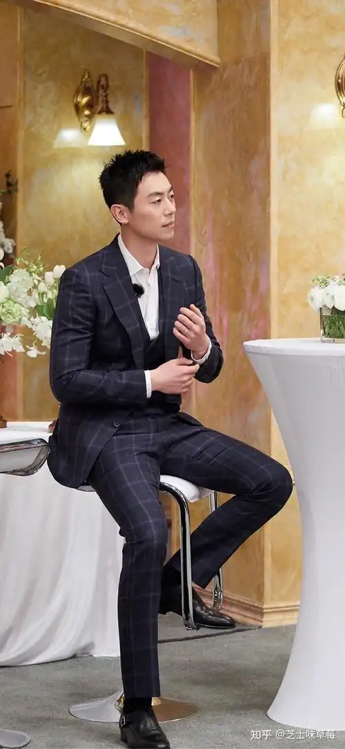 你们觉得朱亚文帅吗