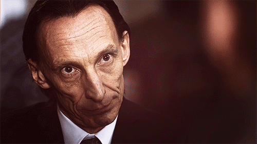 9 分钟前提问者采纳 姓名:julian richings 图片出自美剧《邪恶力量