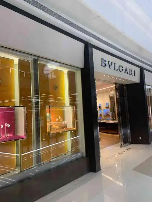 宝格丽bvlgari(万象城店)-"宝格丽品牌门店大气,超时尚超国际范.如今.