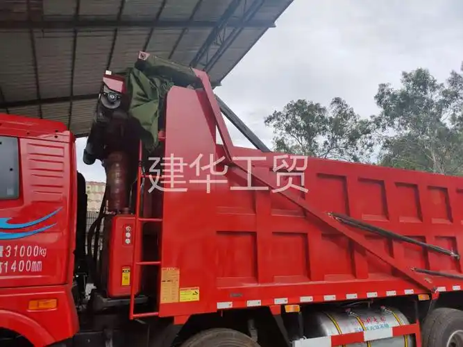 渣土车自卸车 自动折叠篷布-建华汽配-娄底蓝色河畔