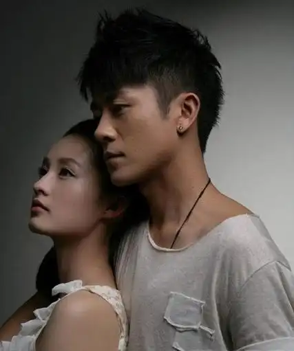 李沁林申演过的电视剧 李沁林申在一起了吗