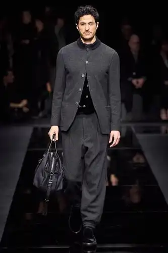 阿玛尼giorgioarmani2020秋冬男装秀