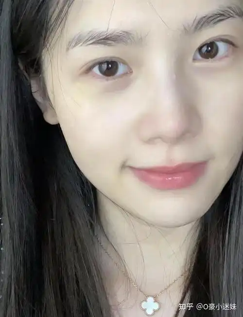 用了李佳琦化工生爆火推荐的美白精华面霜2个月素颜白到极限