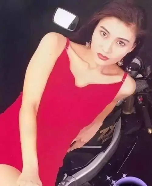 李嘉欣年轻时有多美真的是看了才知道这才叫百年难遇的美貌