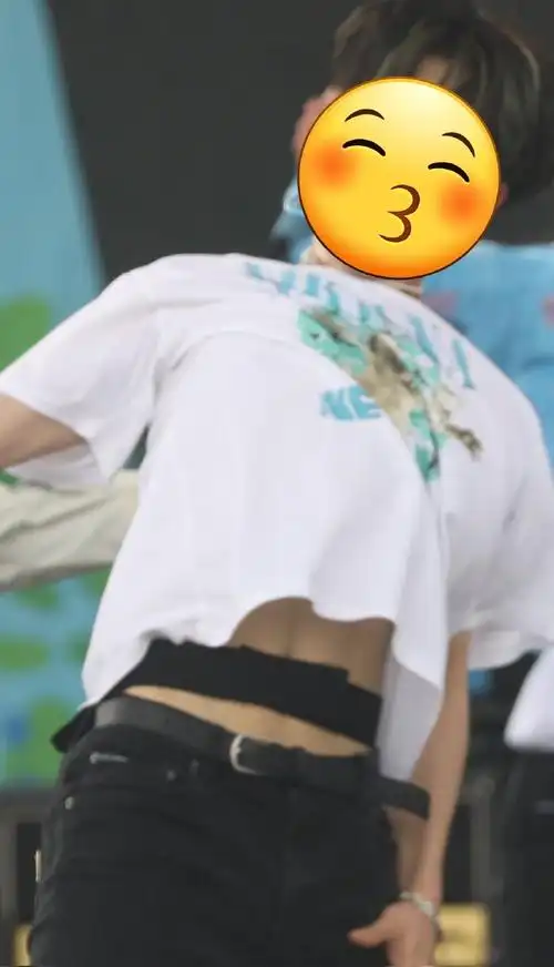 92 今天看了志焄之后理性的绳子断了为了和tme公主们一起分享腹肌