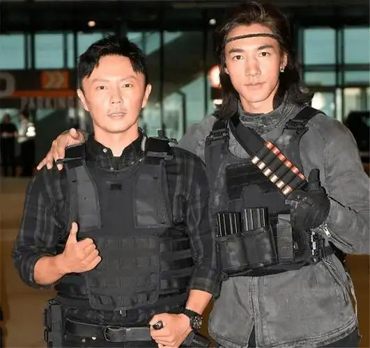 谢霆锋回来了!5部新片火力全开,能否扛起香港电影大旗?