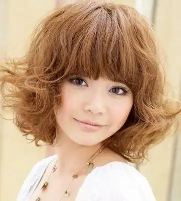 大脸新娘发型图片真实女,12款大脸新娘卷烫发发型,让女孩儿更具女人味