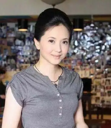 杜淳母亲杨丽照片 杨丽杜志国婚姻破裂让杜淳受打击