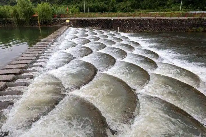 20000方水面3000方草坪两大水坝景观它会成为今夏的网红嬉水点吗