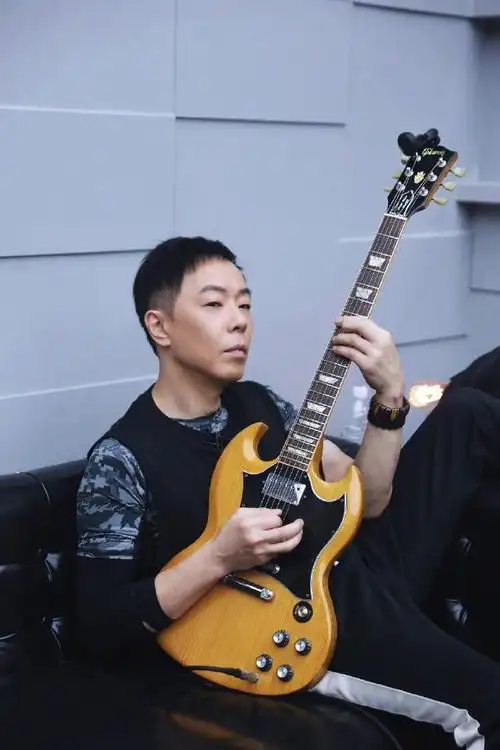 黄贯中听到自己像妈妈的反应