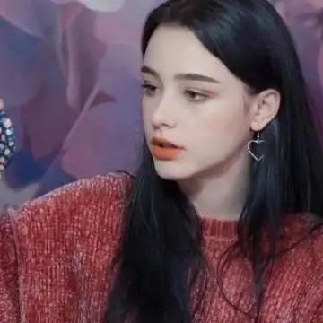 外国女生头像可爱图片