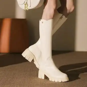 鞋靴>时尚女鞋>女靴>女士雪地靴>升卡(semckarr)>升卡轻奢品牌牛皮