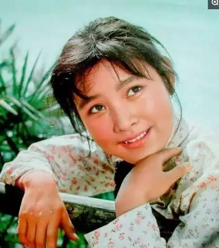 老照片告诉你陈冲的绝美芳华,军装照更漂亮-覃毅网络白读下载