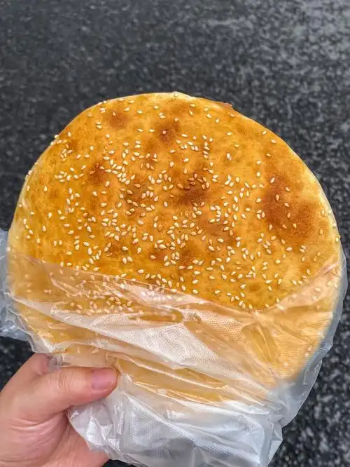 义乌路边2元一个的河南烧饼也太香了叭