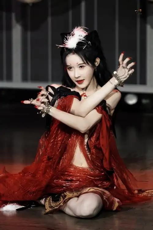 今日星拍放送##段艺璇舞台王者##snh48group年度青春盛典