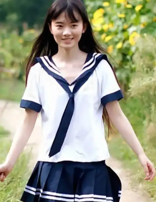 鞠婧祎未出道前旧照被疯传!看到她穿学生装的样子,真爱粉都认不出