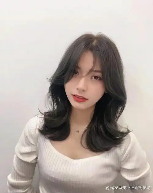 长发韩式云朵烫好美