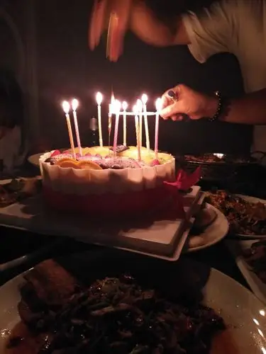 今天上午跑完步后回来收拾了收拾,中午去给朋友过生日,下午去朋友家吃