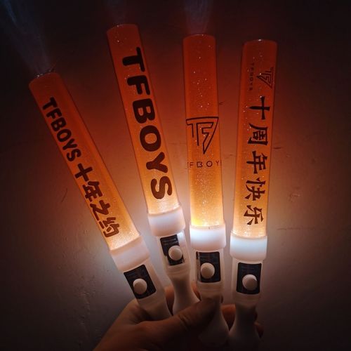 十周年tfboys应援荧光棒王俊凯王源易烊千玺演唱会闪光棒定制款棒