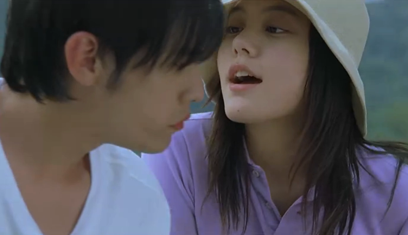 《头文字d》是一代人的回忆,除了紧张刺激的飙车镜头,女主夏树想必也