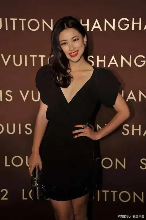 朱珠是一名专业的女演员,她的表演风格,她的个人风格一直受到人们的