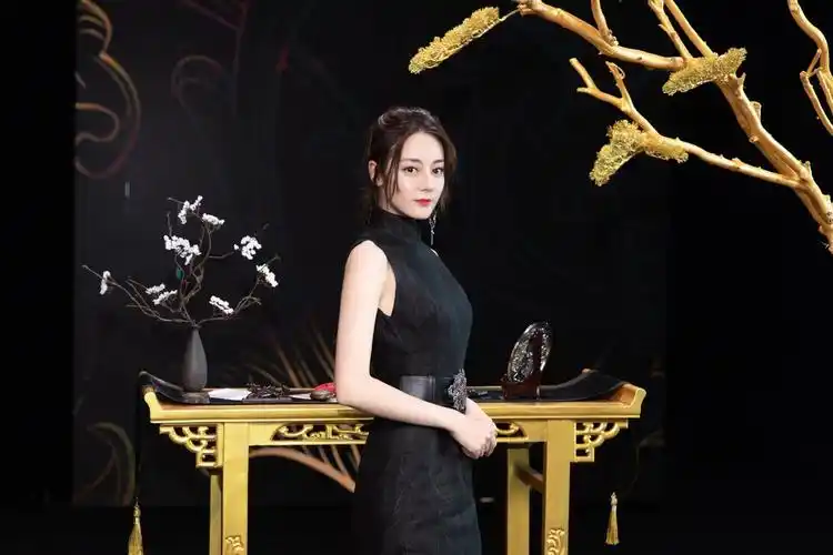 红包,时尚大师,热巴,主题黑.好看