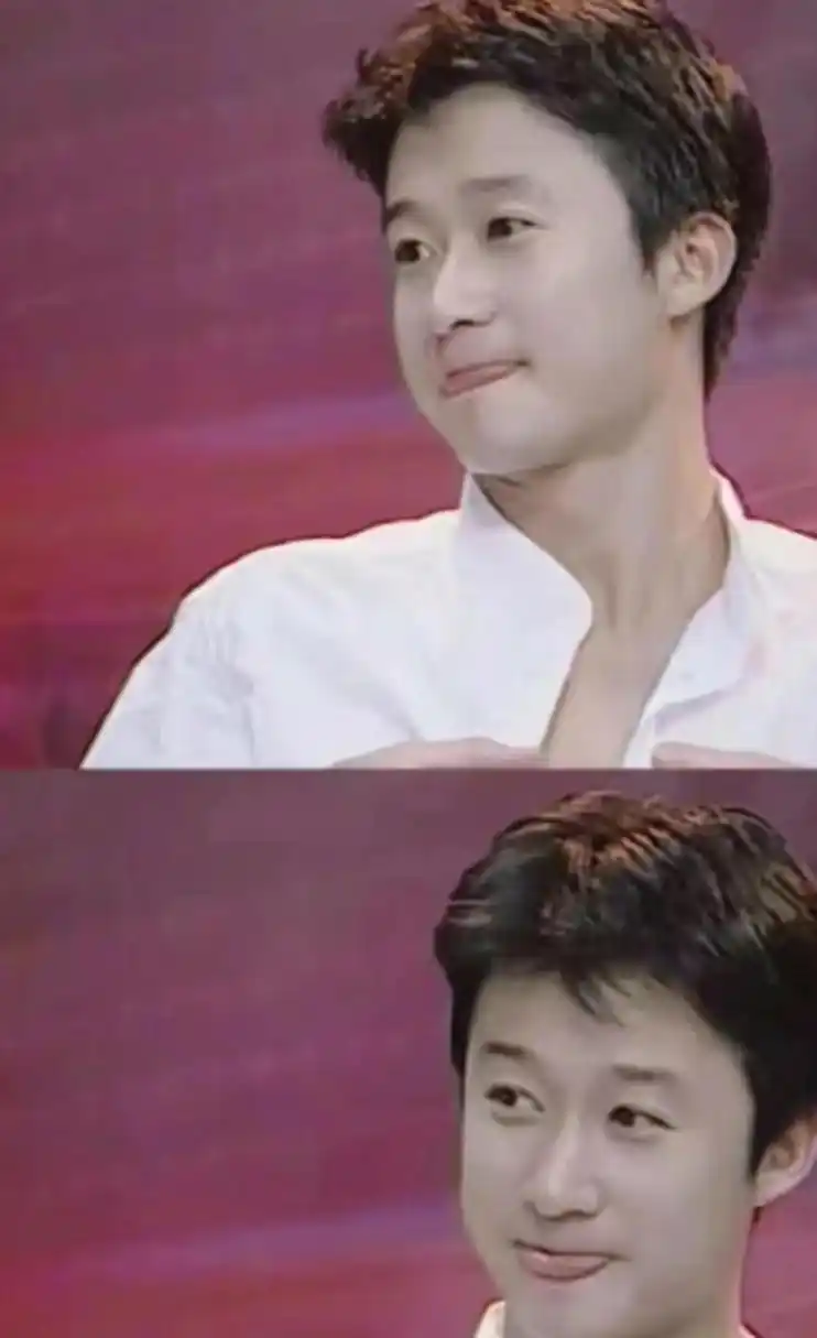 原来吴京年轻的时候是长成这样的啊!也算是个小帅哥了[坏笑]