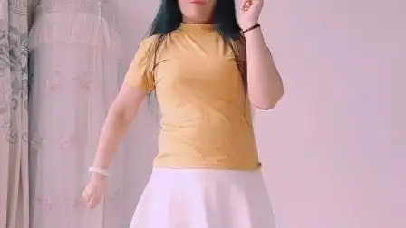 舞梦初启广场舞