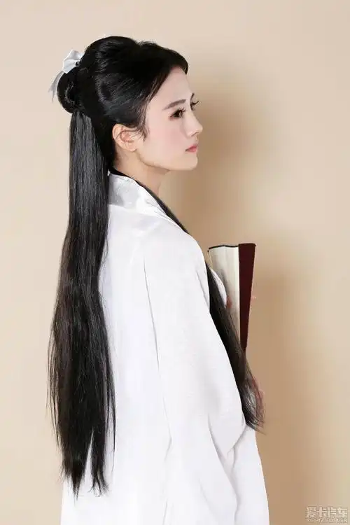 鞠婧祎小龙女靓照