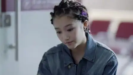 好先生关晓彤说你就在家照顾我奶奶吧,孙红雷说那又不是我妈-电视剧