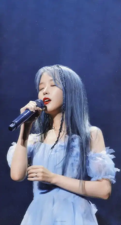 iu超话你真的太乖啦尤其喜欢蓝色系列97(这都是我用过的头像)#iu