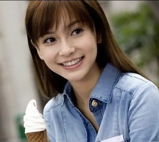 从龅牙妹到天仙女,angelababy脱胎换骨成功逆袭,如今美出天际__财经
