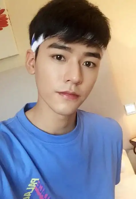 龚俊成名前演员生活(演员龚俊个人资料)(5)