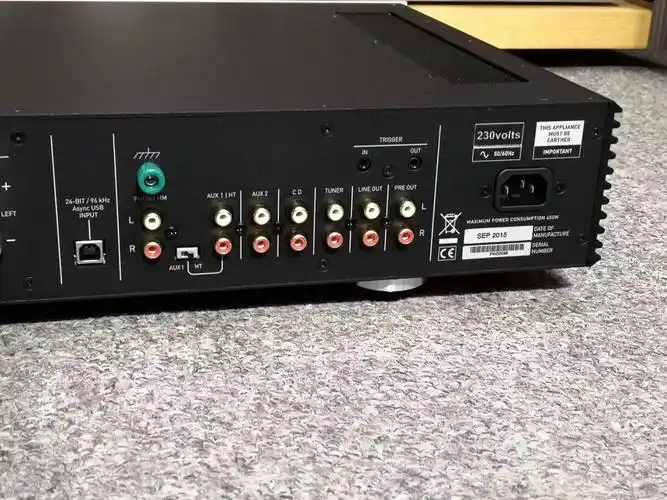 英国音乐传真 m5si 合并功放