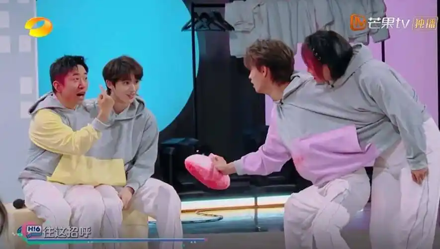 报仇",丁程鑫的"反应",让《你好星期六》彻底封神_玩游戏_张彬彬_节目