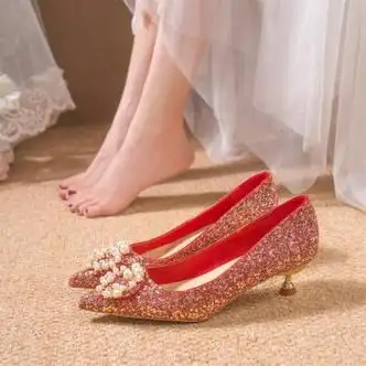 先百伦sinbavlen秀禾服婚鞋女红色新娘鞋2023秋季新款珍珠扣中式结婚