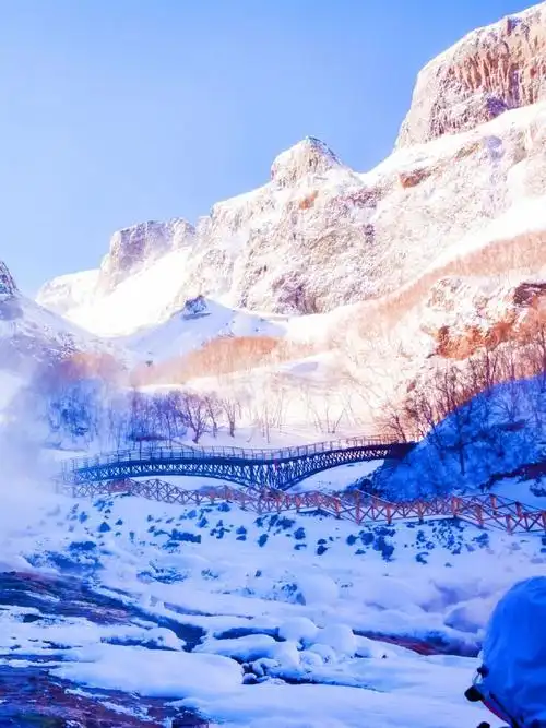 必赴白山这个冬天总要去一次长白山吧,赴一场十年之约,看长白山天池