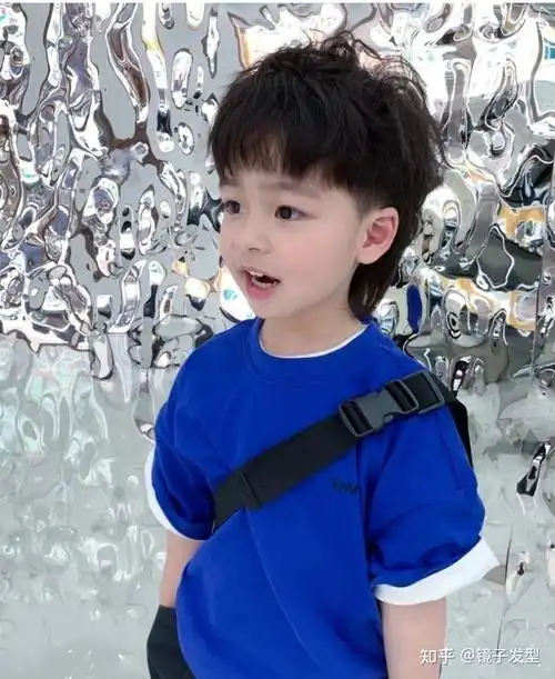 小男孩发型14款,很火很帅气,这个夏天你儿子值得拥有