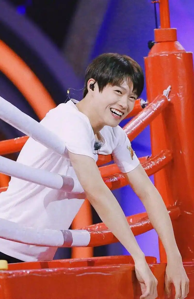 咪咕星鲜事#魏大勋打篮球手骨折了我那高中暗恋的篮球队队长魏大