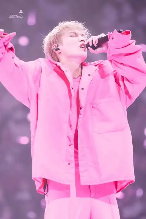 张艺兴2023大航海巡演##张艺兴重庆演唱会#芭比粉breathe77hone