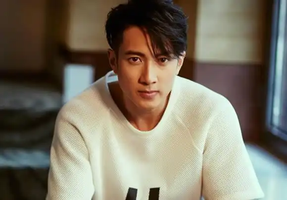 吴尊-吴尊个人资料及图片吴尊简介年龄身高八卦-小薇女性时尚