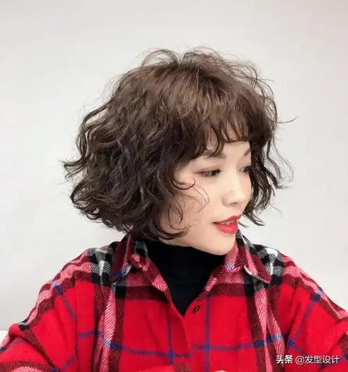 短发发型图片烫发(短发发型图片烫发女)-天晟网